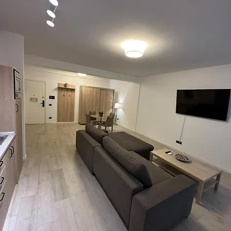 Apartament Mamaia - 5 Sea On Apartment Apartamento Mamaia
